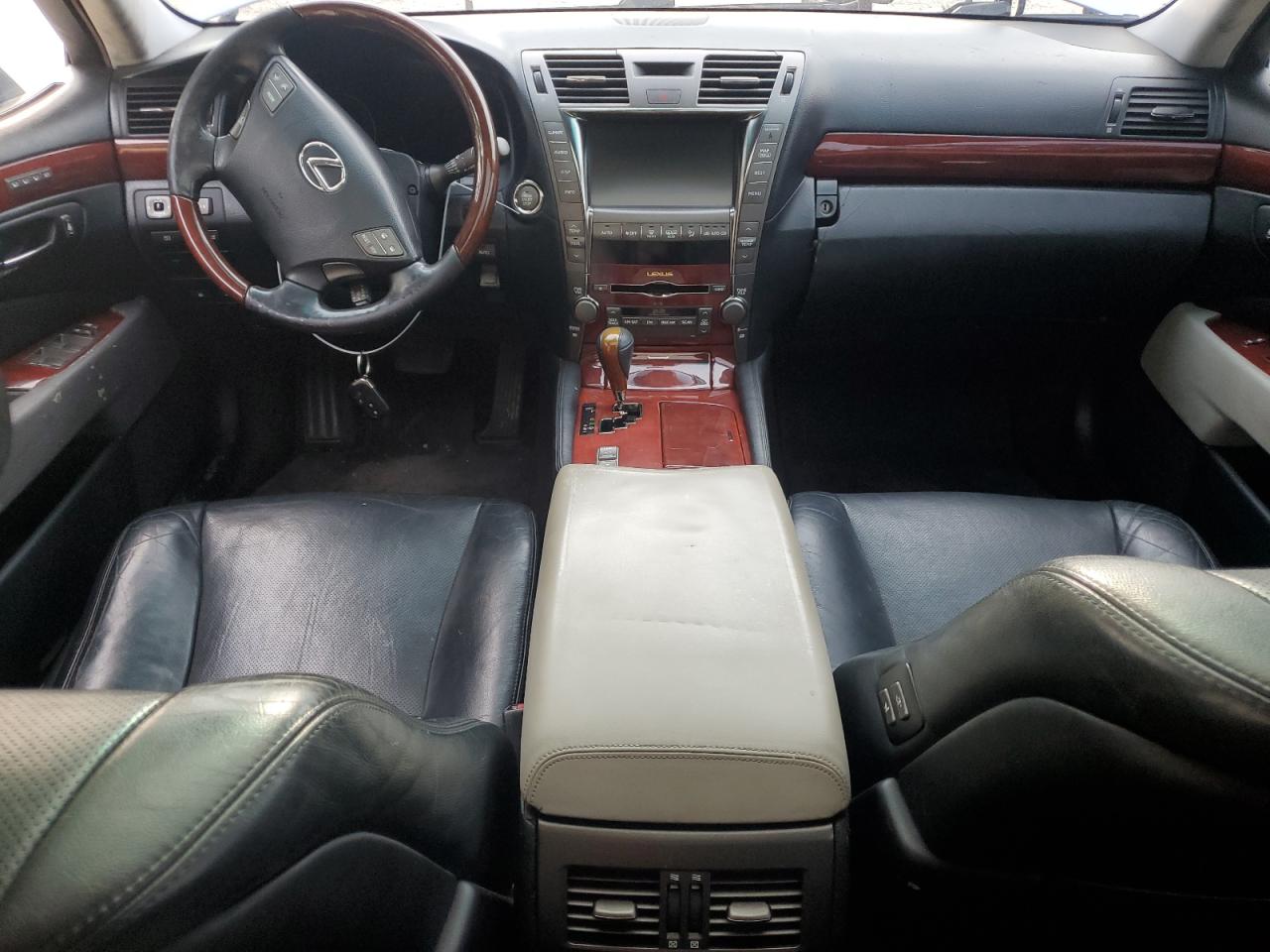 Photo 7 VIN: JTHBL46F885054467 - LEXUS LS 