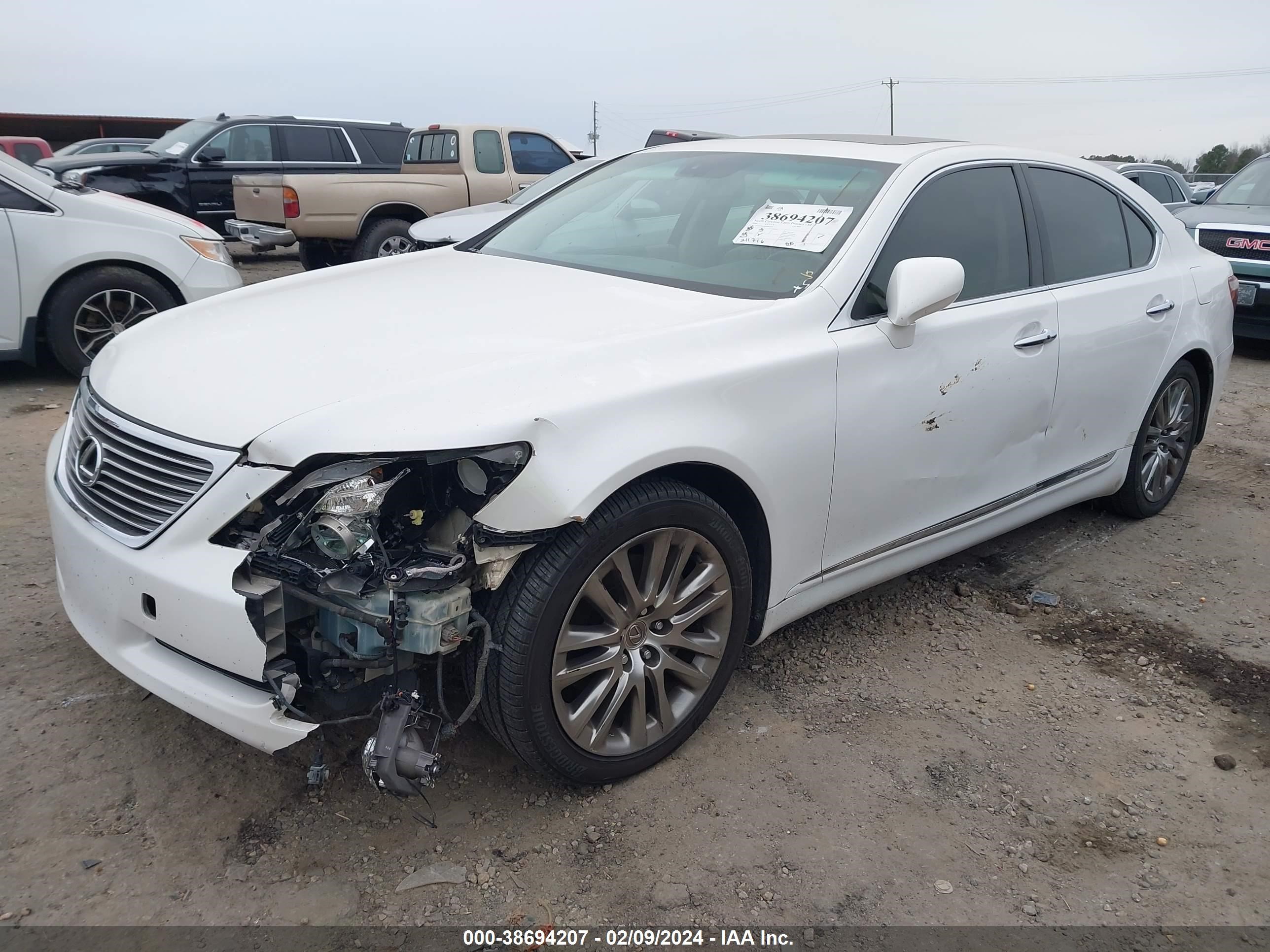 Photo 1 VIN: JTHBL46F895085624 - LEXUS LS 