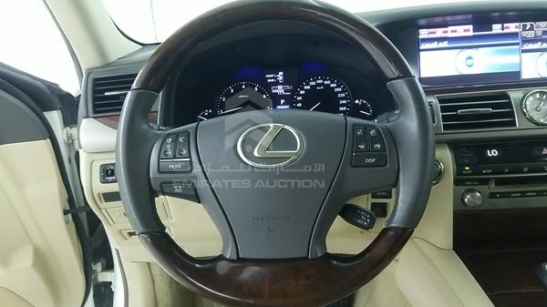 Photo 14 VIN: JTHBL46F8E5131804 - LEXUS LS 460 