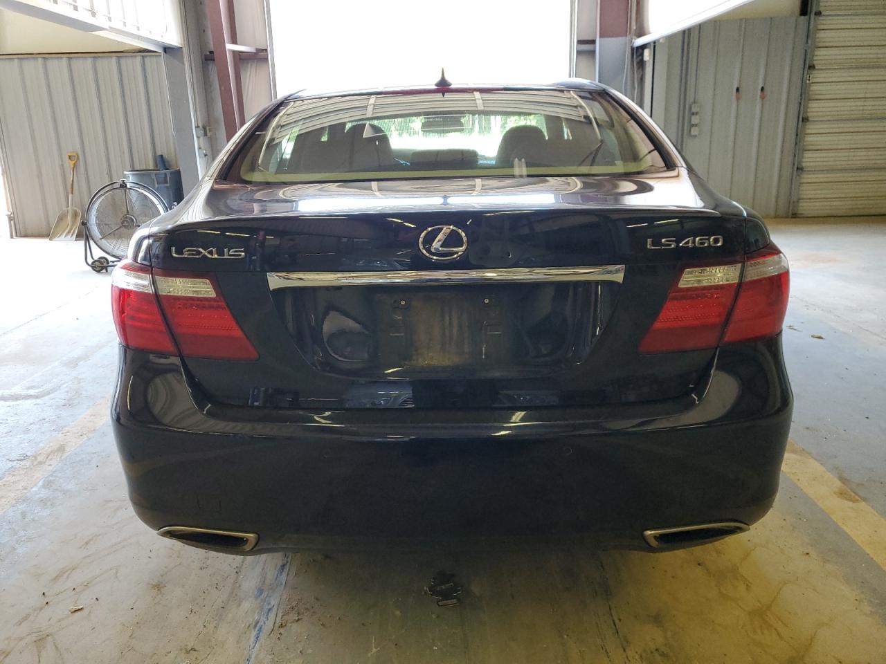 Photo 5 VIN: JTHBL46F985057250 - LEXUS LS 