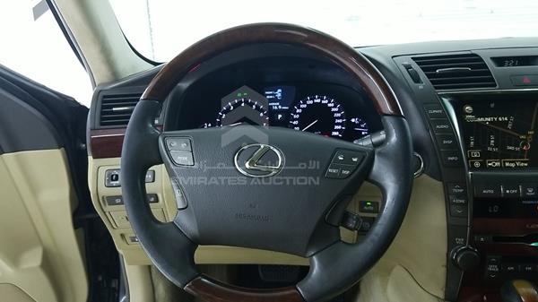 Photo 13 VIN: JTHBL46FX05027159 - LEXUS LS 460 