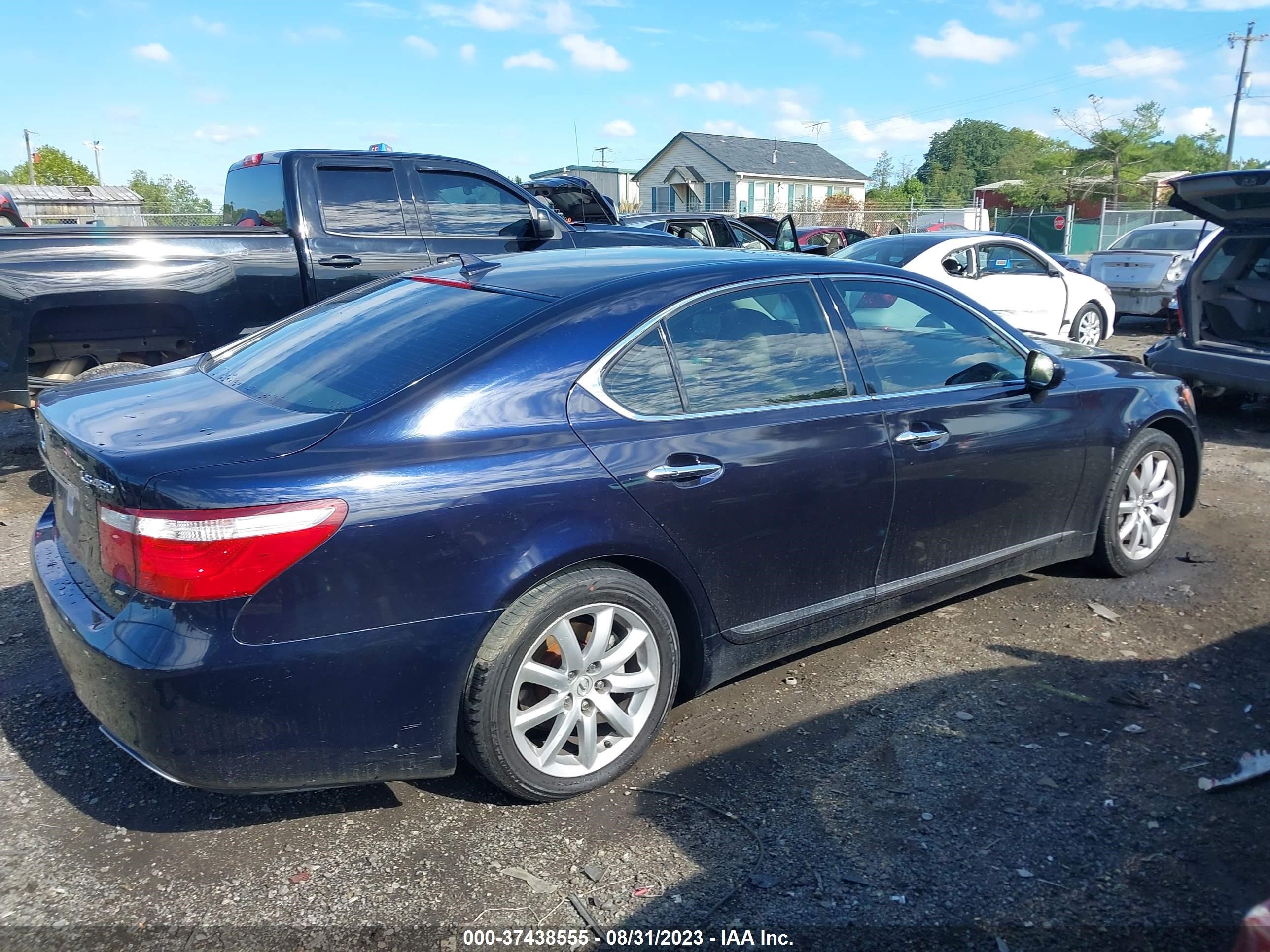 Photo 12 VIN: JTHBL46FX75040181 - LEXUS LS 