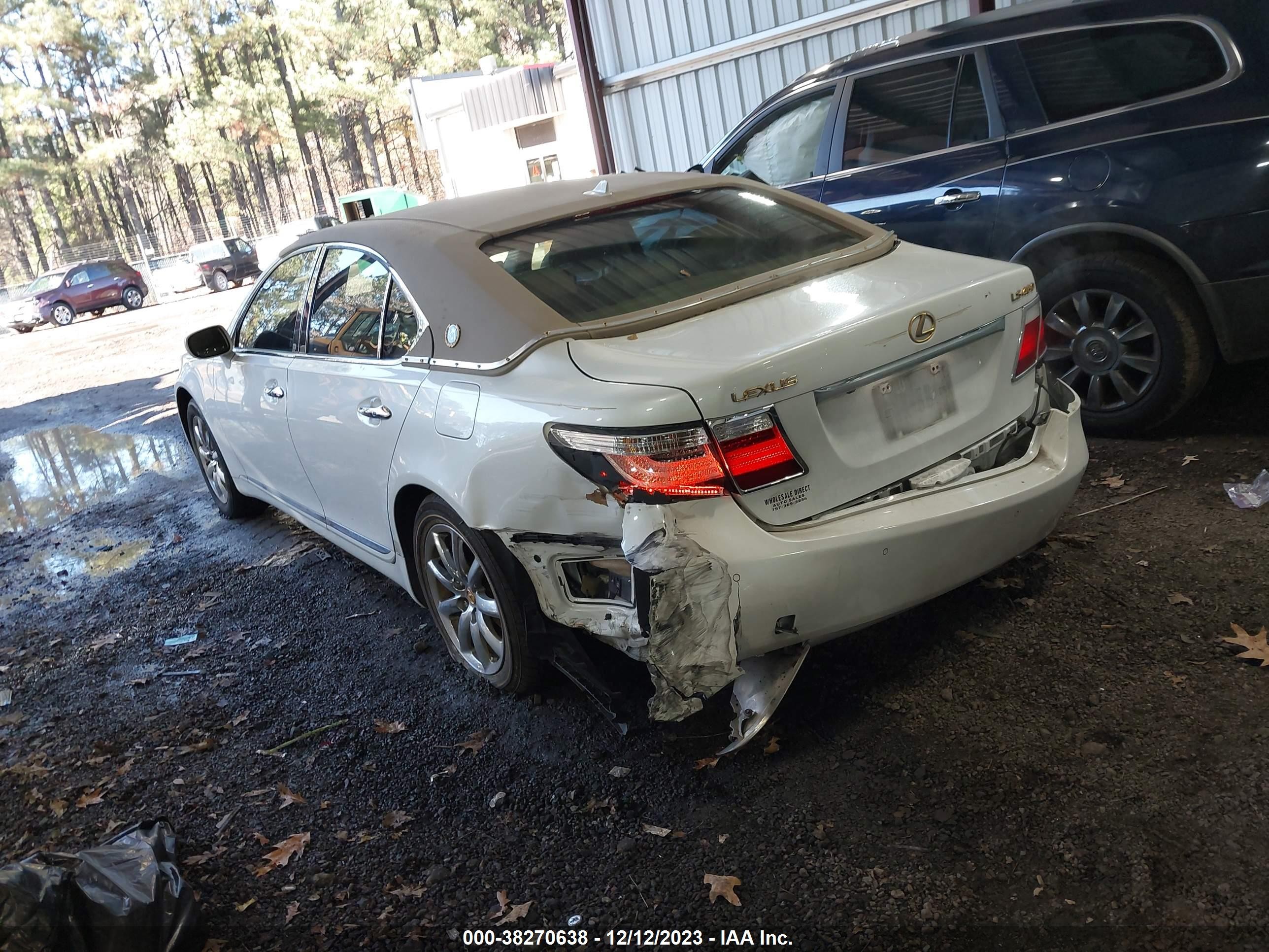 Photo 2 VIN: JTHBL46FX85065650 - LEXUS LS 