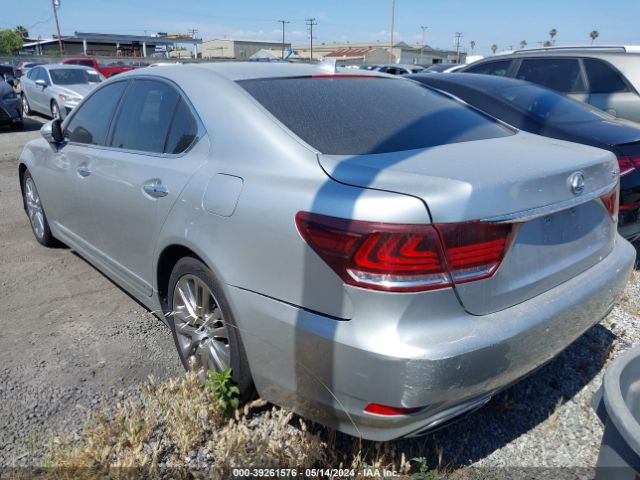 Photo 2 VIN: JTHBL5EF0F5137928 - LEXUS LS460 