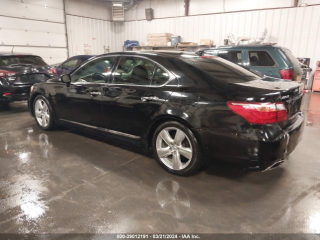 Photo 2 VIN: JTHBL5EF3A5096137 - LEXUS LS 460 