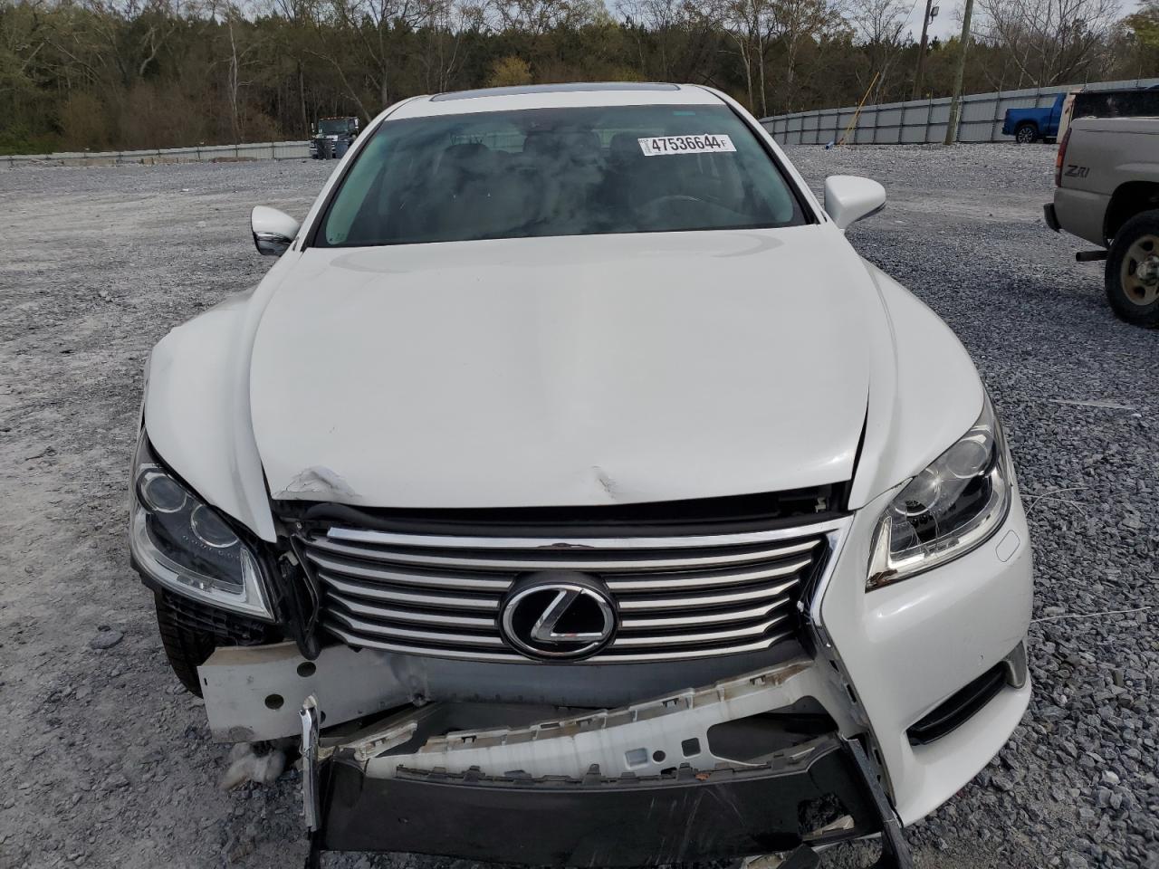 Photo 4 VIN: JTHBL5EF3F5134599 - LEXUS LS 