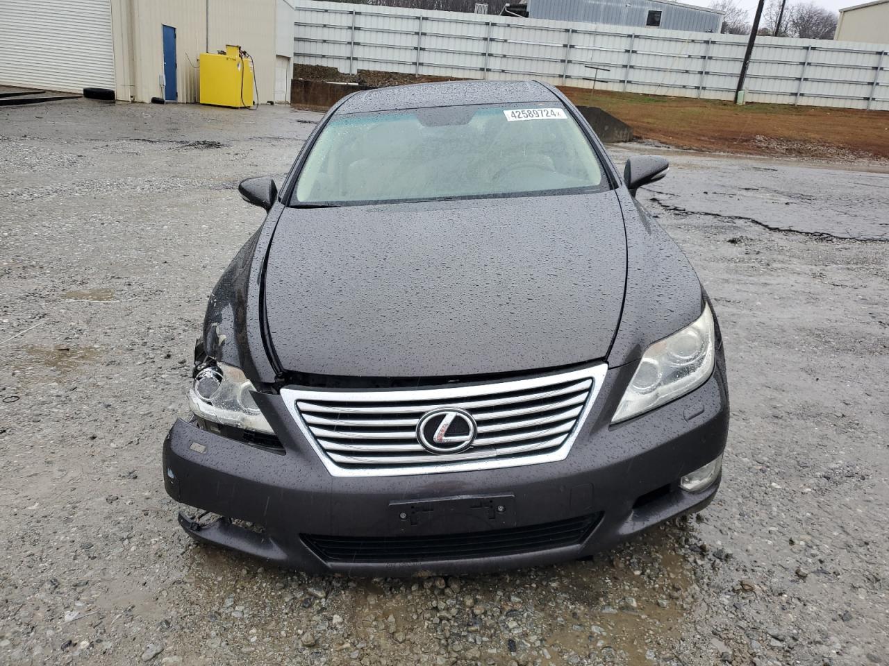 Photo 4 VIN: JTHBL5EF5A5101077 - LEXUS LS 