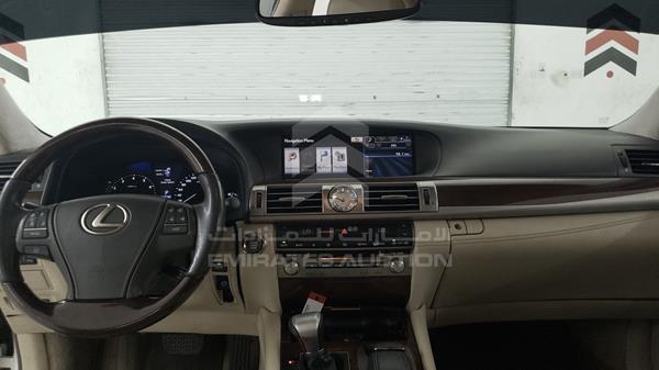 Photo 15 VIN: JTHBL5EF5E5132075 - LEXUS LS 460 