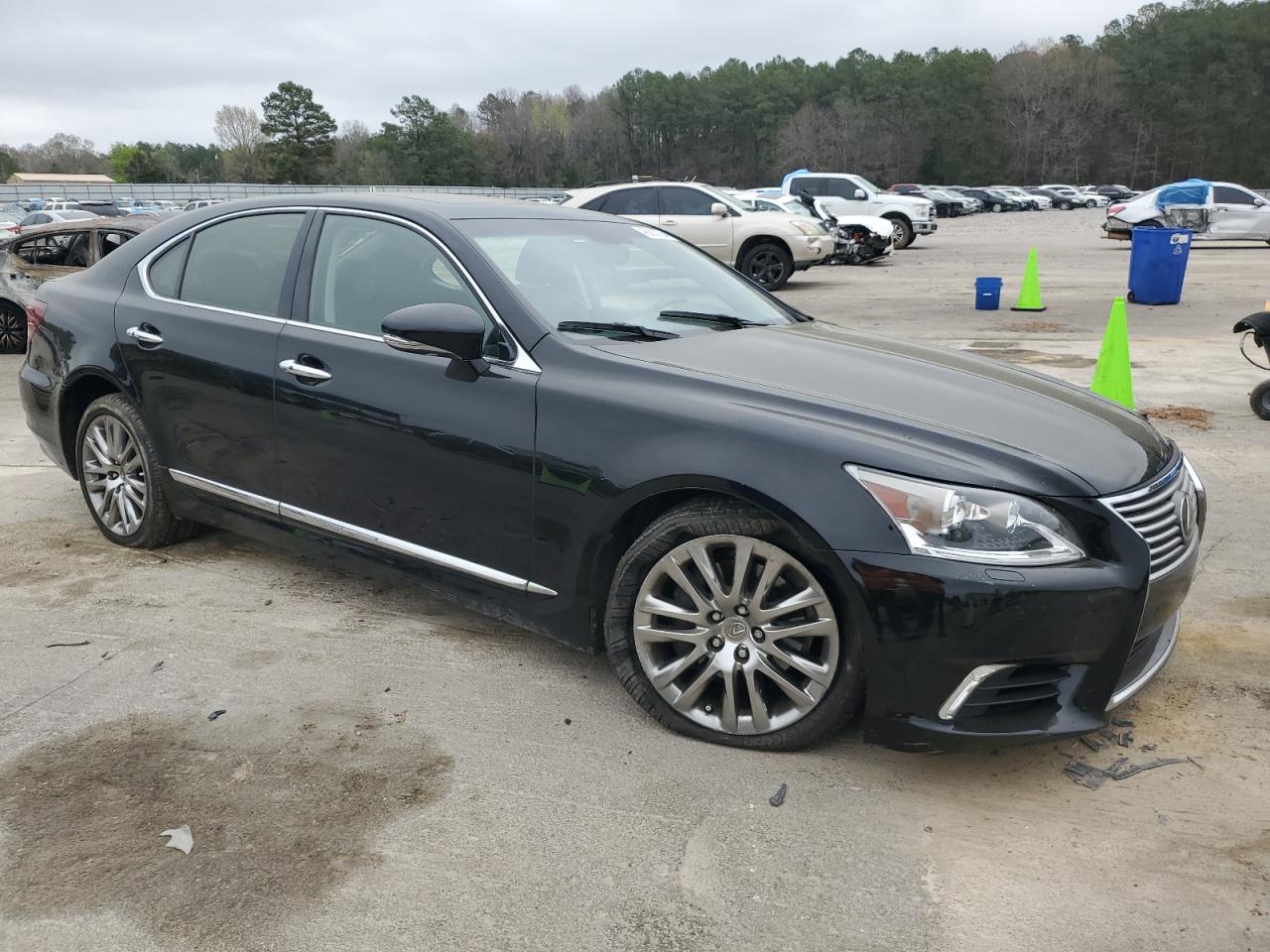 Photo 3 VIN: JTHBL5EF5G5141099 - LEXUS LS 