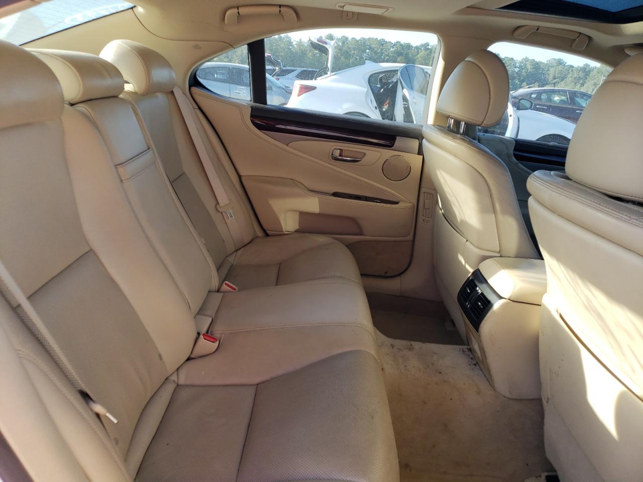 Photo 9 VIN: JTHBL5EF6E5125183 - LEXUS LS 