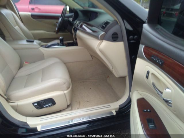 Photo 4 VIN: JTHBL5EF7E5133020 - LEXUS LS 460 