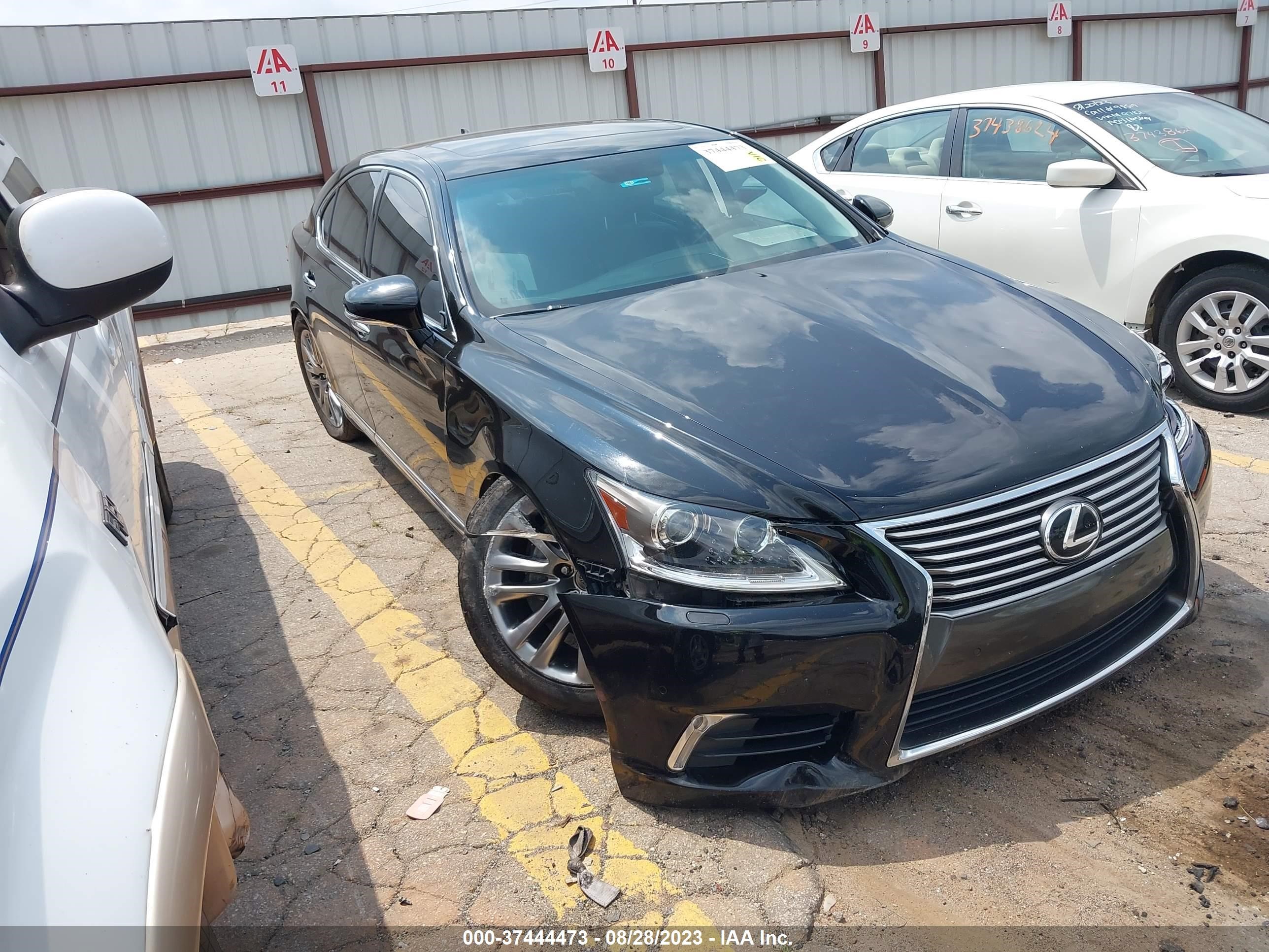 Photo 0 VIN: JTHBL5EF8F5136980 - LEXUS LS 