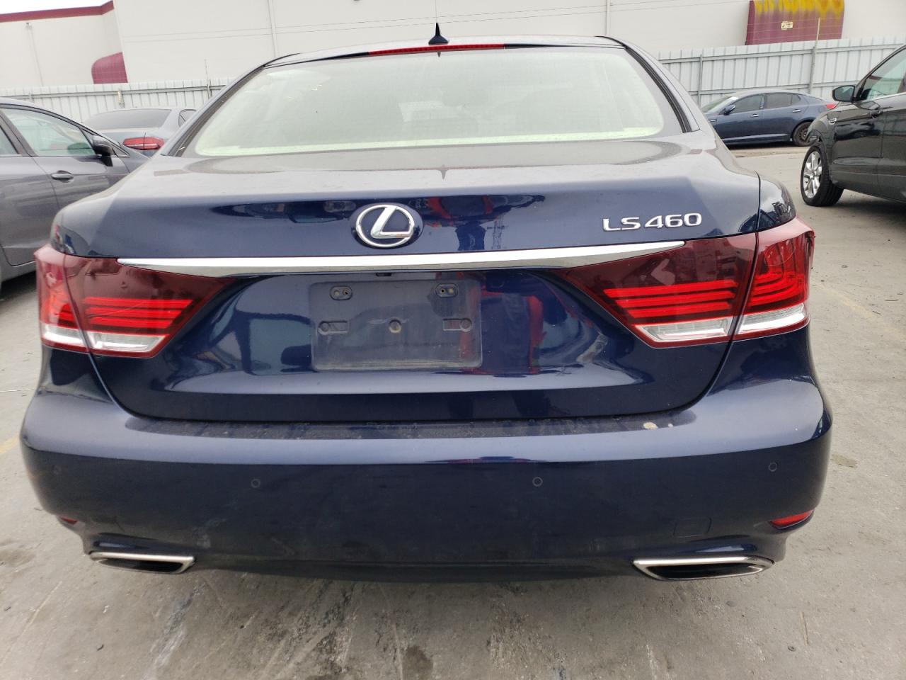 Photo 5 VIN: JTHBL5EF9D5123037 - LEXUS LS 