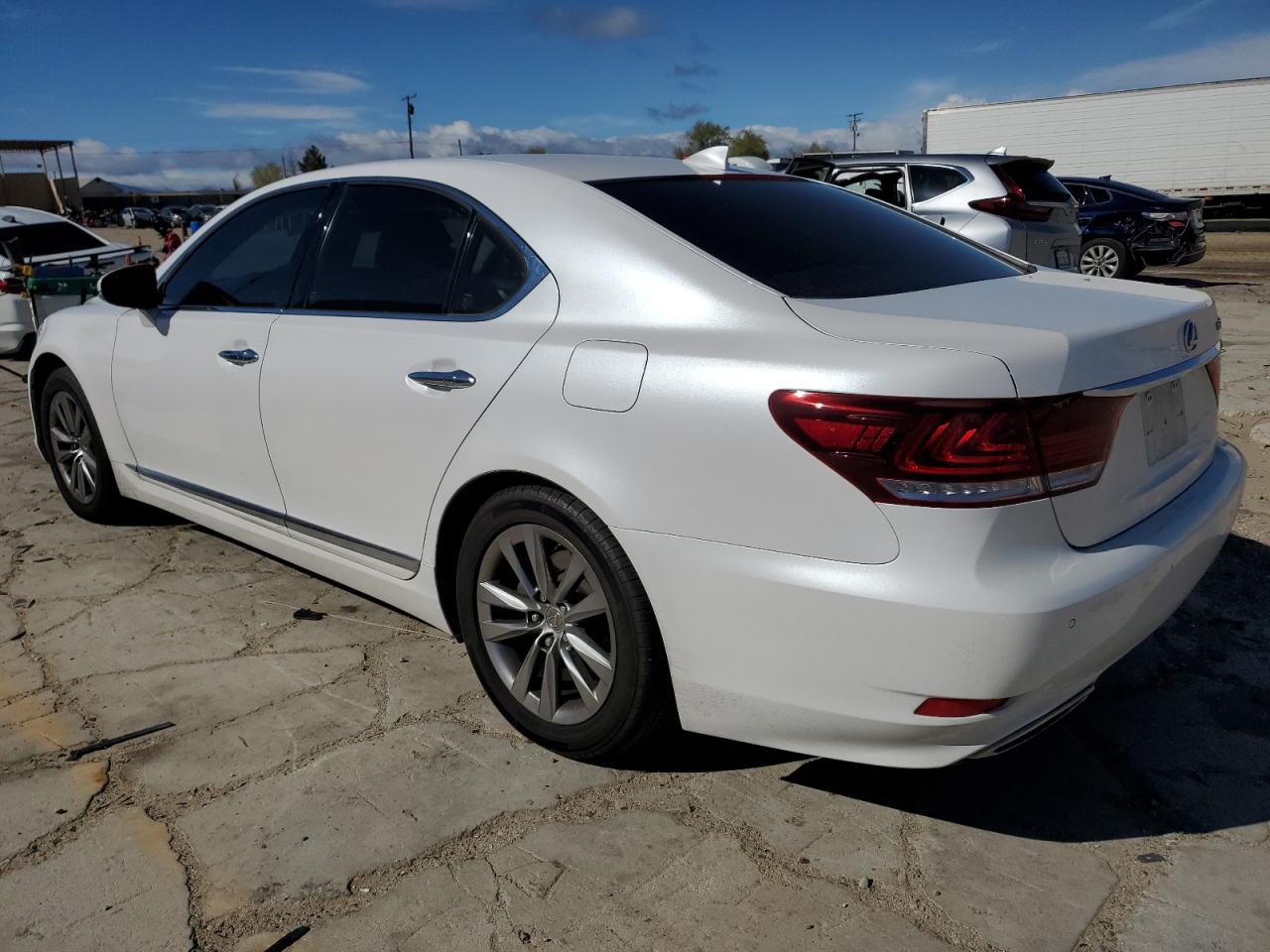 Photo 1 VIN: JTHBL5EF9G5142269 - LEXUS LS 