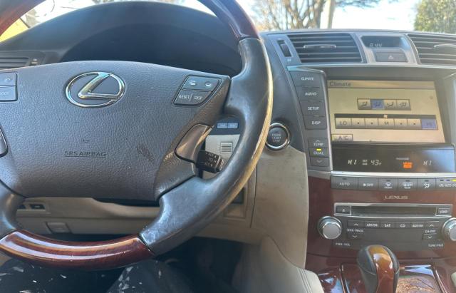 Photo 8 VIN: JTHBL5EFXC5112658 - LEXUS LS 