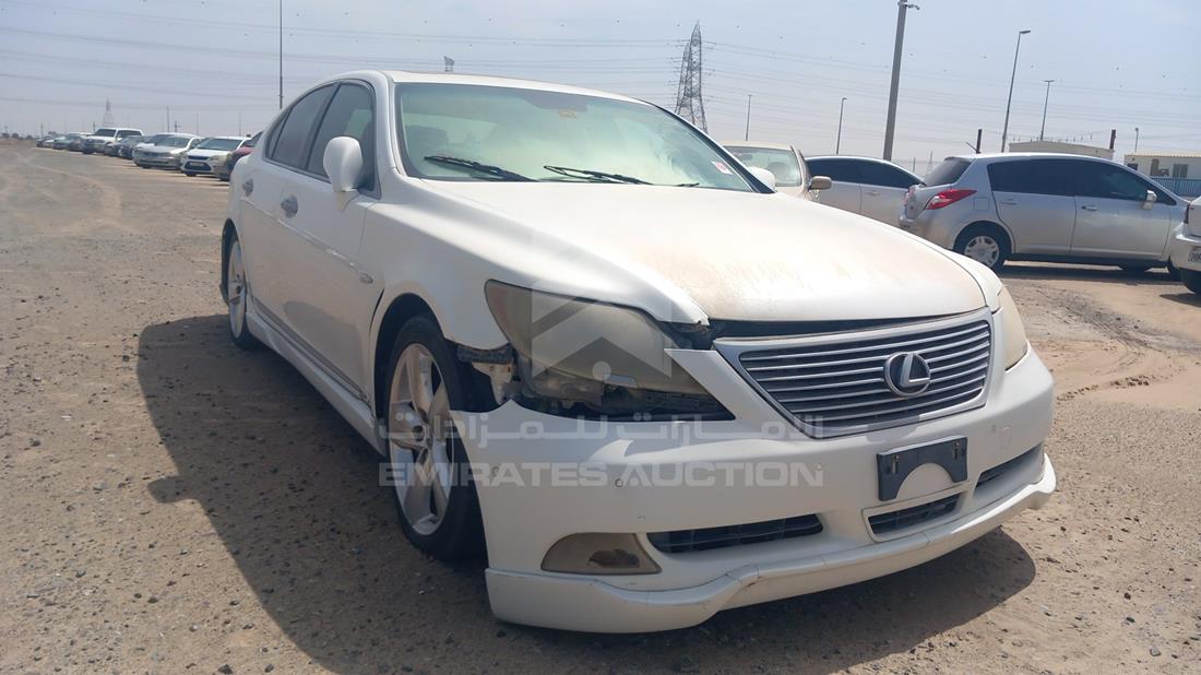 Photo 9 VIN: JTHBM46F285060827 - LEXUS LS 460 