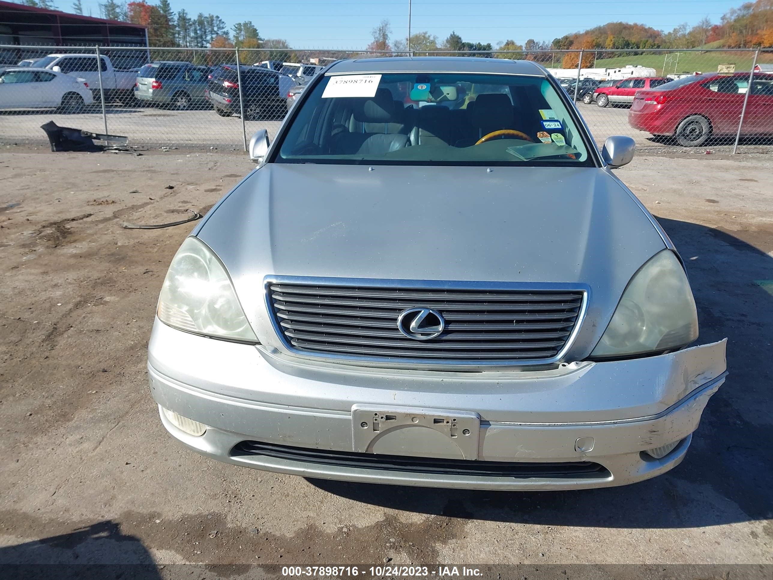 Photo 11 VIN: JTHBN30F020084385 - LEXUS LS 