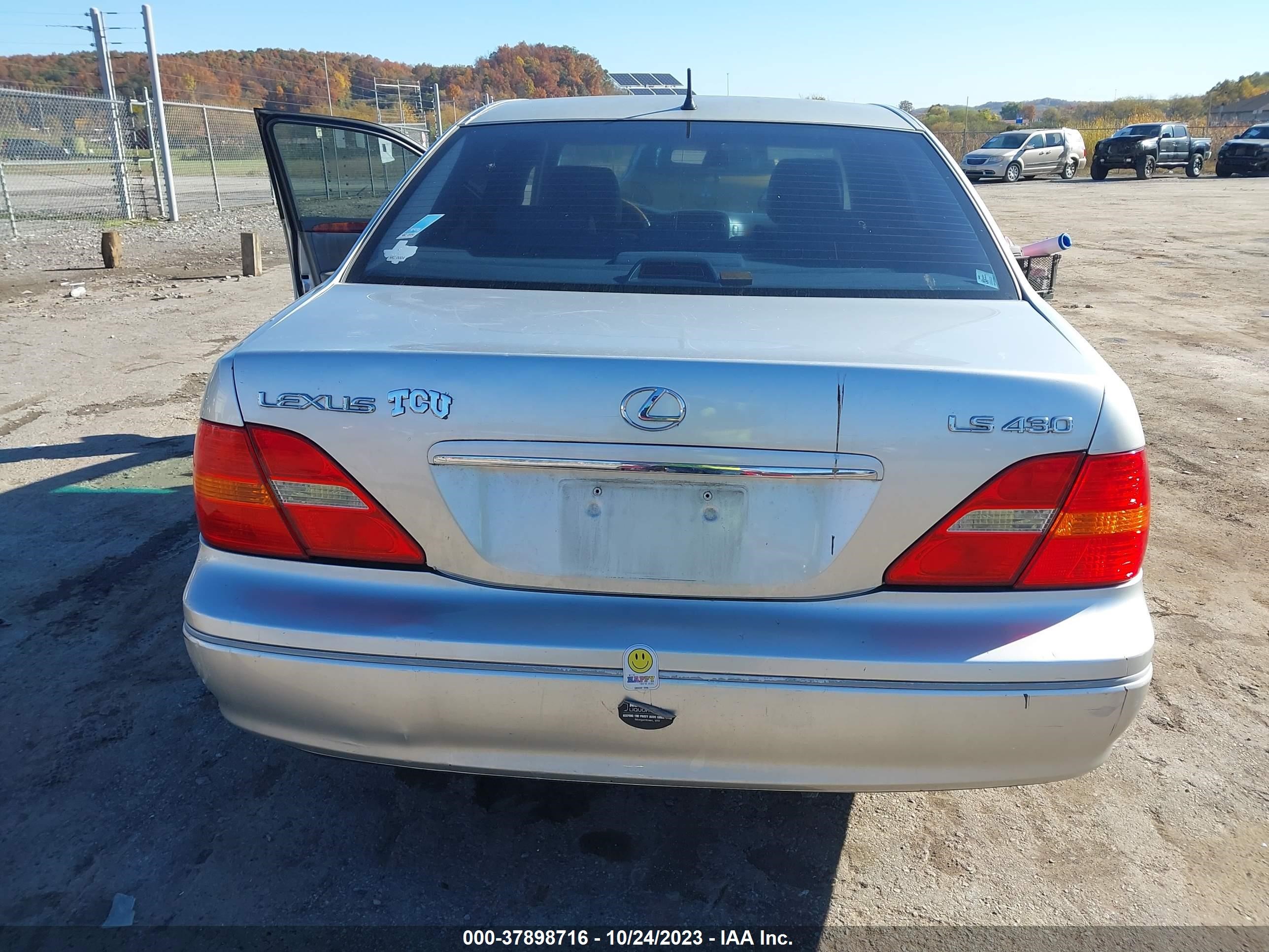 Photo 15 VIN: JTHBN30F020084385 - LEXUS LS 