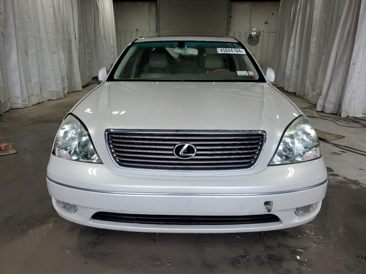 Photo 4 VIN: JTHBN30F020090557 - LEXUS LS 