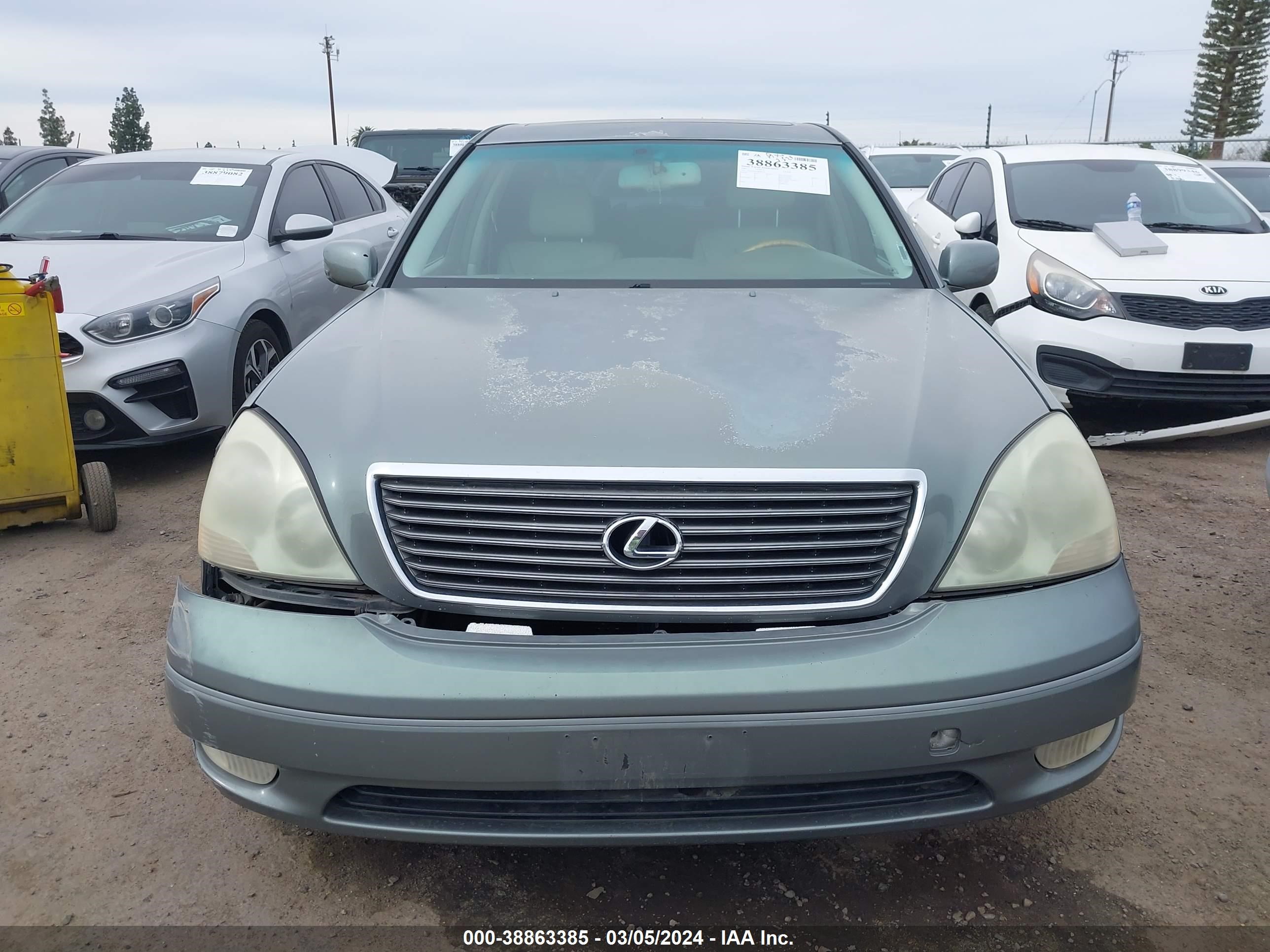 Photo 11 VIN: JTHBN30F020090753 - LEXUS LS 