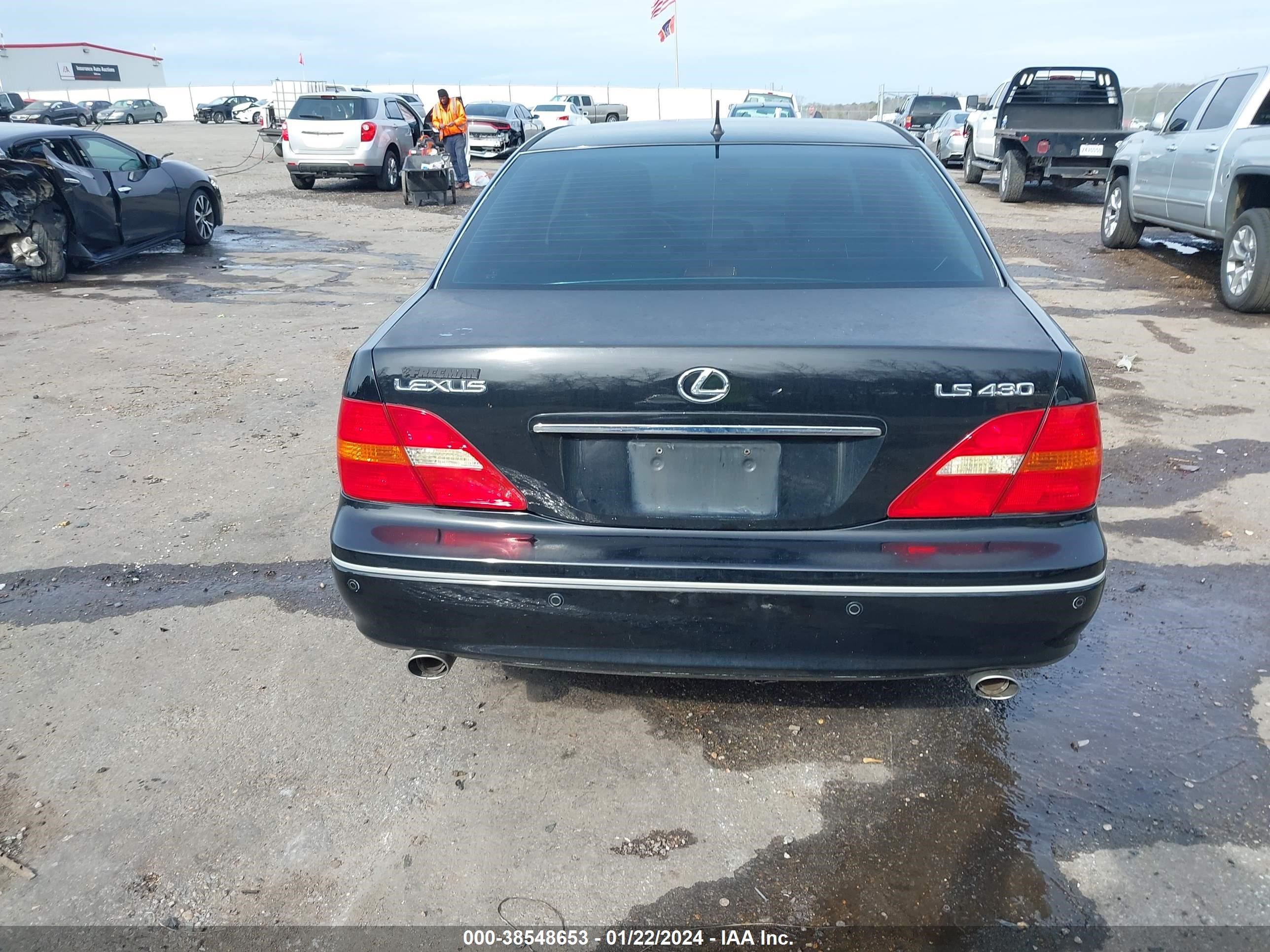 Photo 16 VIN: JTHBN30F120057907 - LEXUS LS 