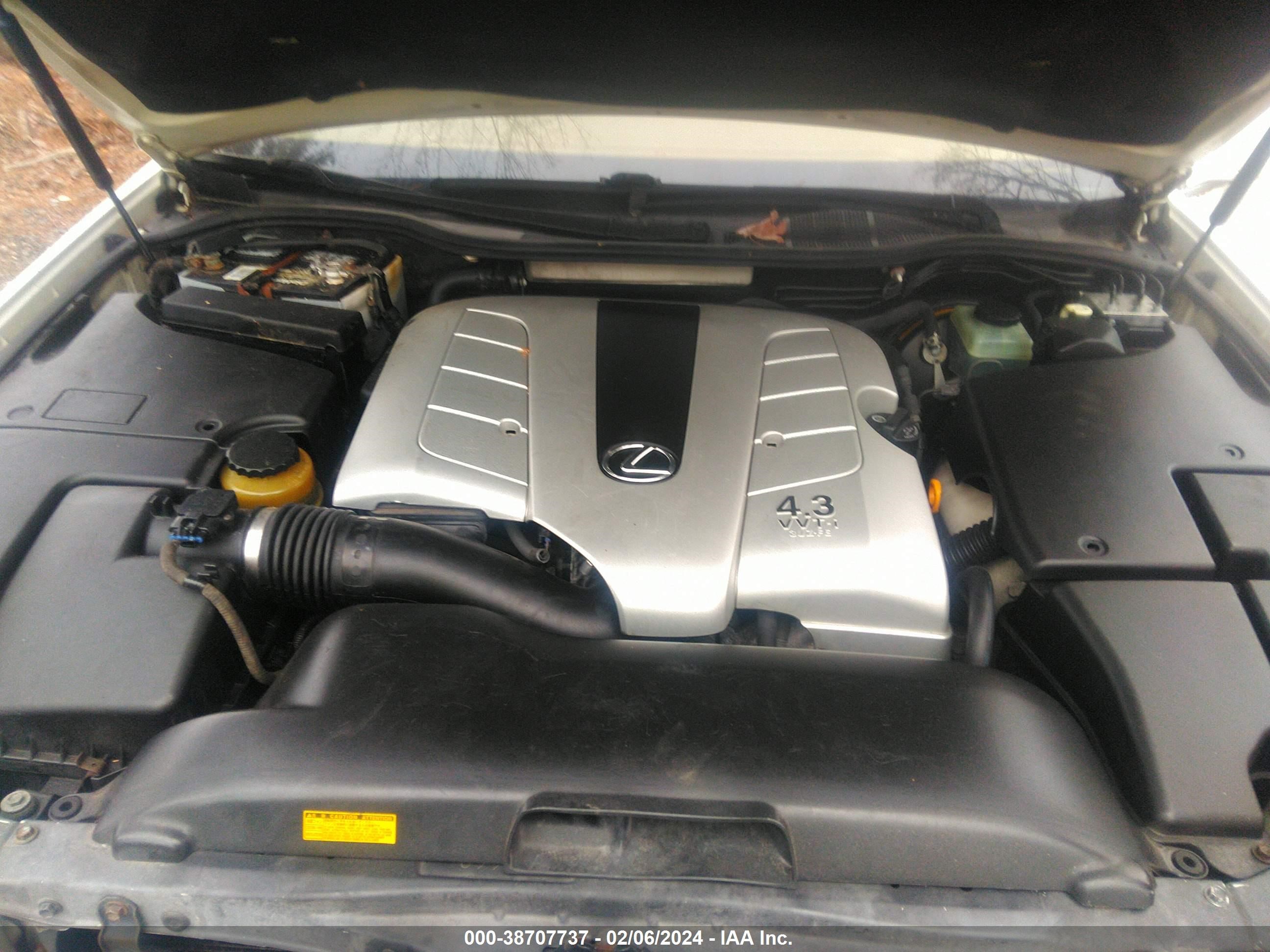 Photo 9 VIN: JTHBN30F130115161 - LEXUS LS 