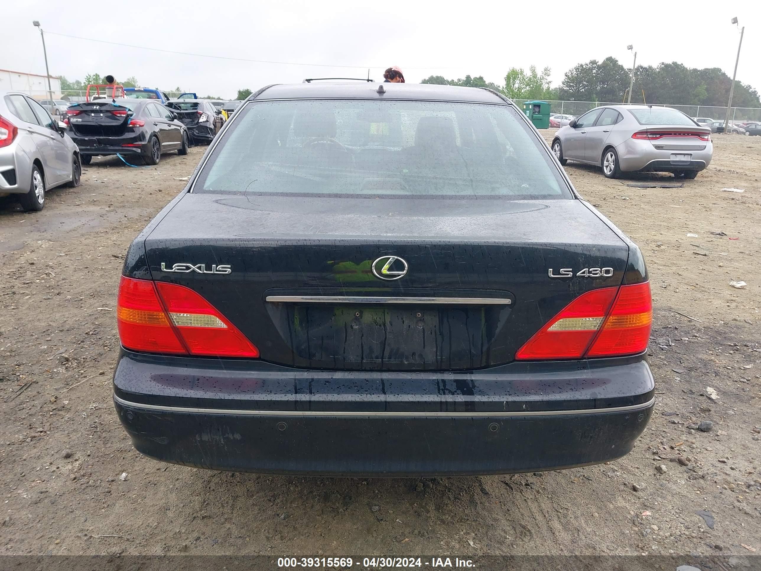 Photo 16 VIN: JTHBN30F310038399 - LEXUS LS 