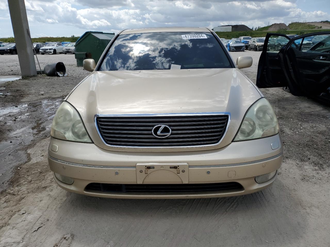 Photo 4 VIN: JTHBN30F320067306 - LEXUS LS 