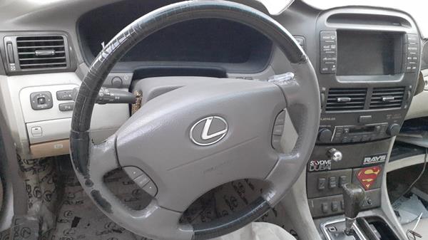 Photo 13 VIN: JTHBN30F510041210 - LEXUS LS 430 