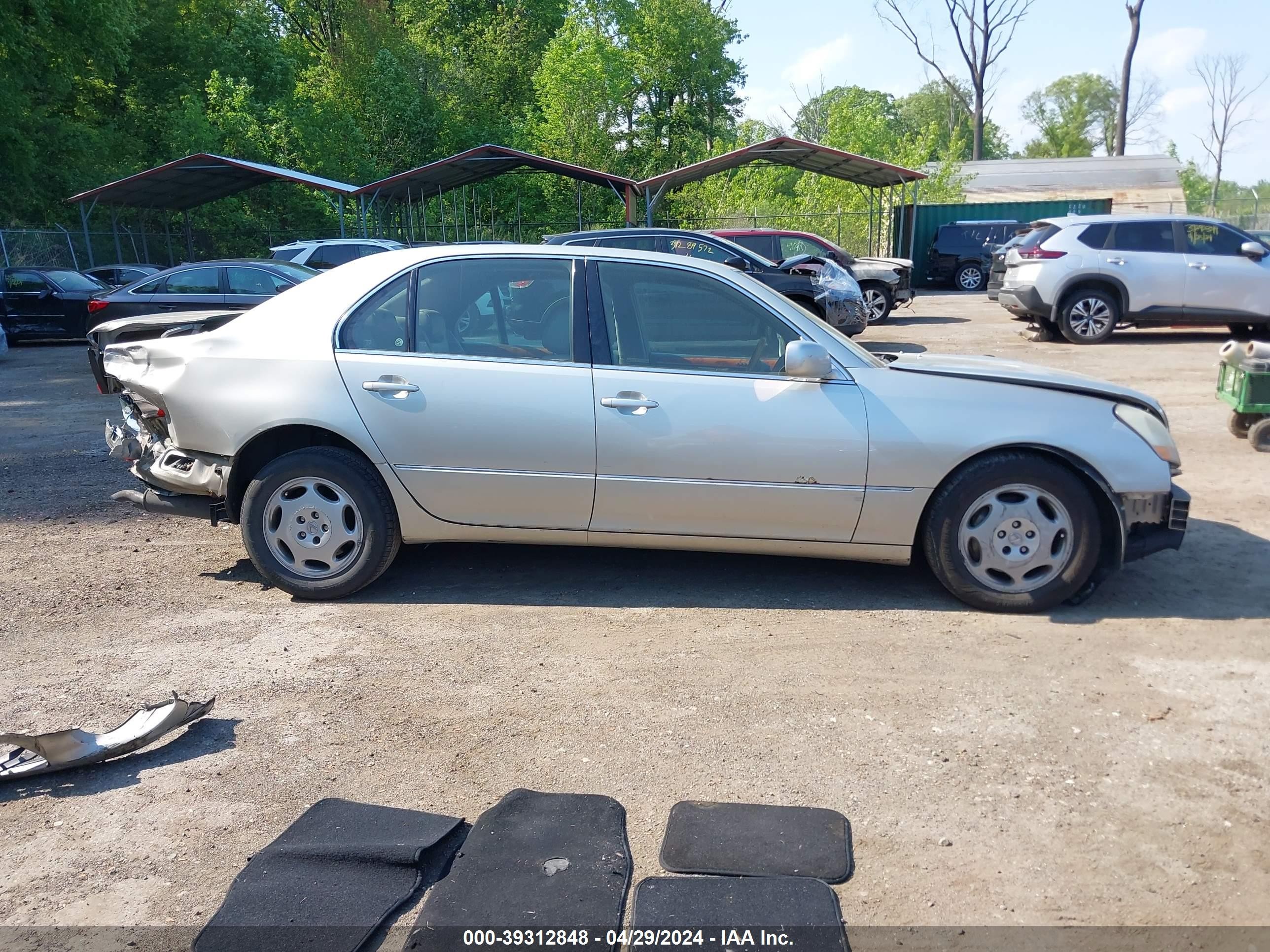 Photo 13 VIN: JTHBN30F610043502 - LEXUS LS 