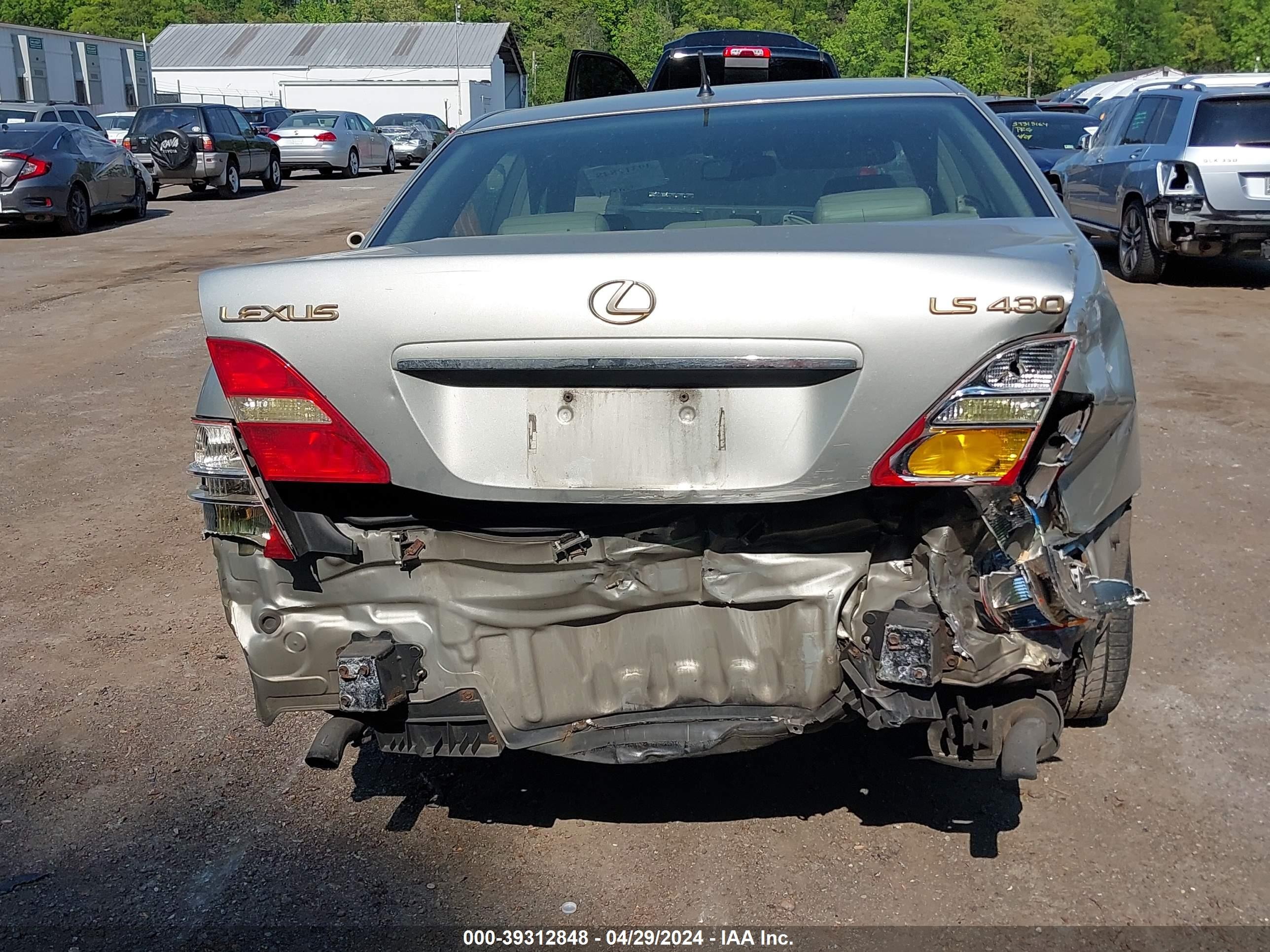 Photo 16 VIN: JTHBN30F610043502 - LEXUS LS 