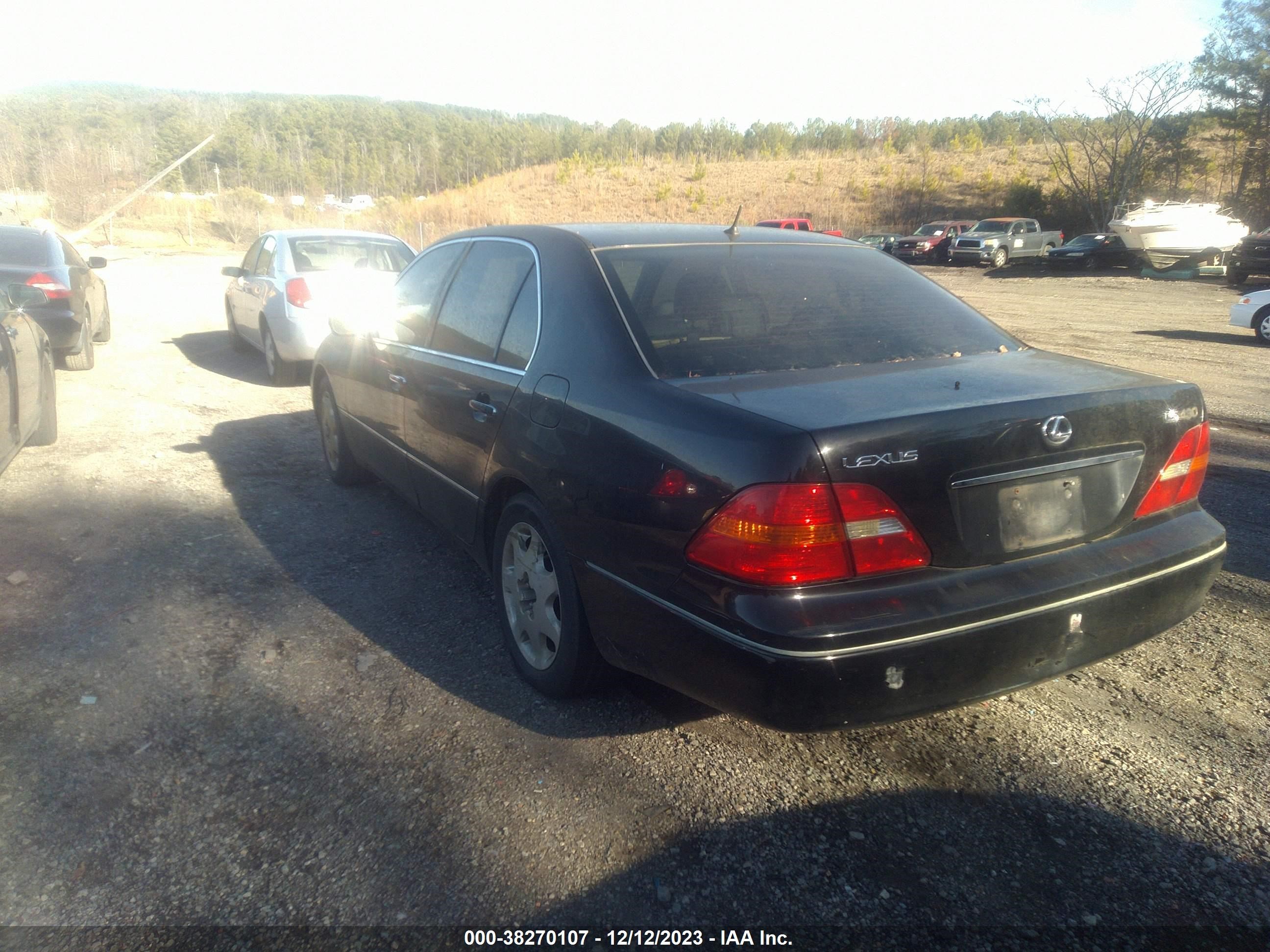 Photo 2 VIN: JTHBN30F620063508 - LEXUS LS 