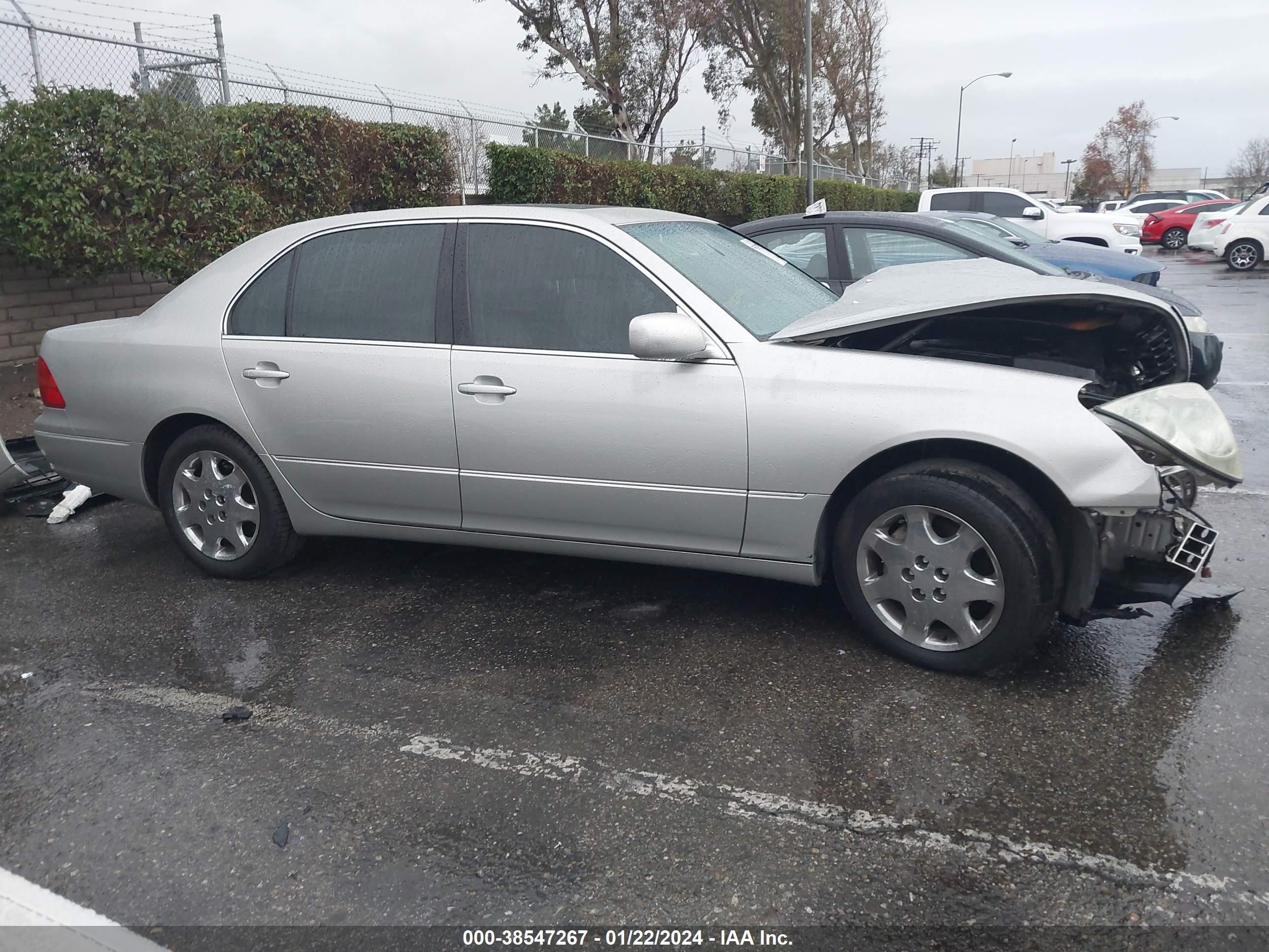 Photo 13 VIN: JTHBN30F630114958 - LEXUS LS 