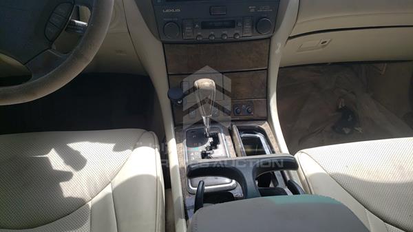 Photo 16 VIN: JTHBN30F630123692 - LEXUS LS 430 