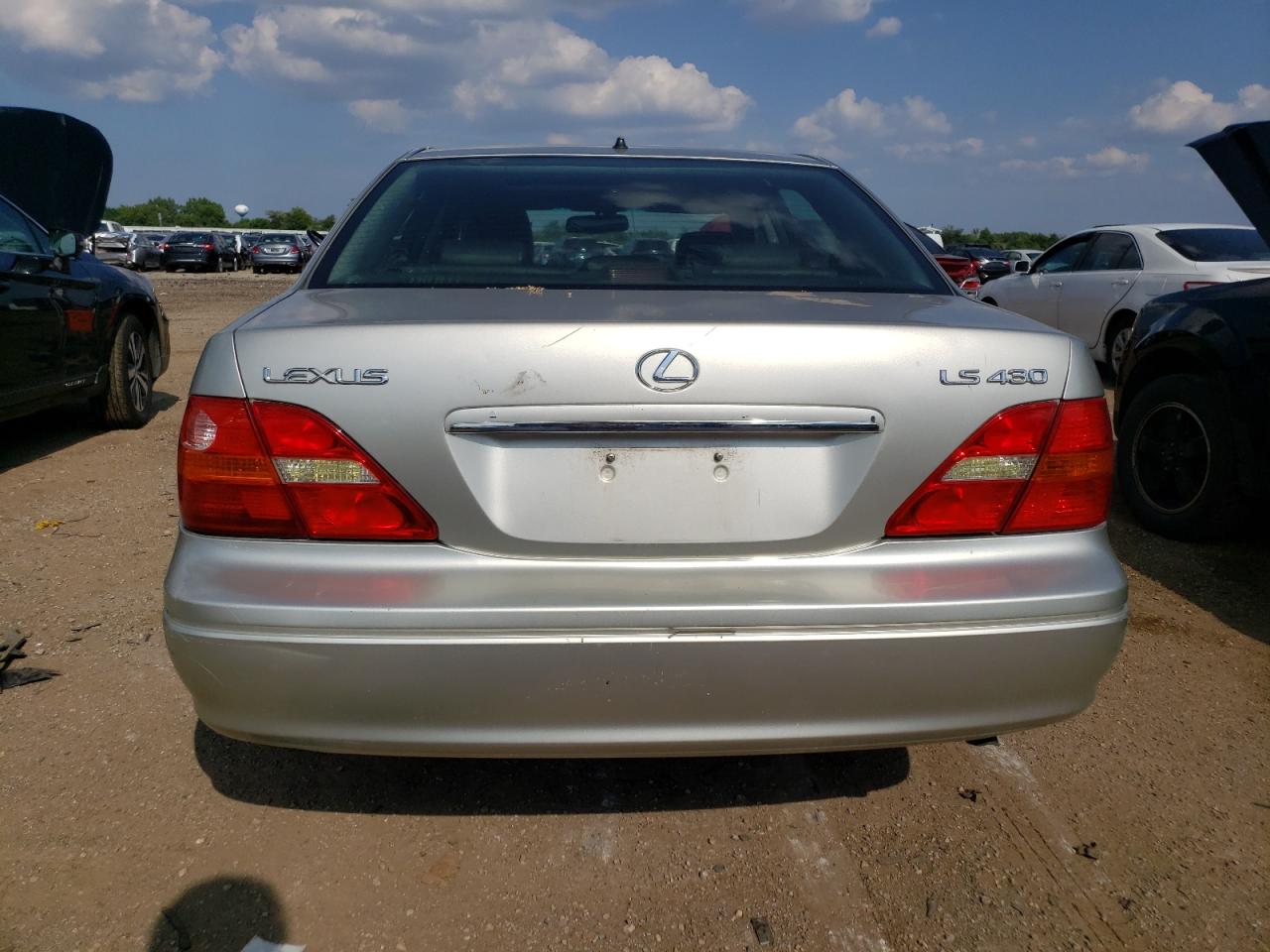 Photo 5 VIN: JTHBN30F810036065 - LEXUS LS 