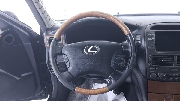 Photo 13 VIN: JTHBN30F820072386 - LEXUS LS 430 