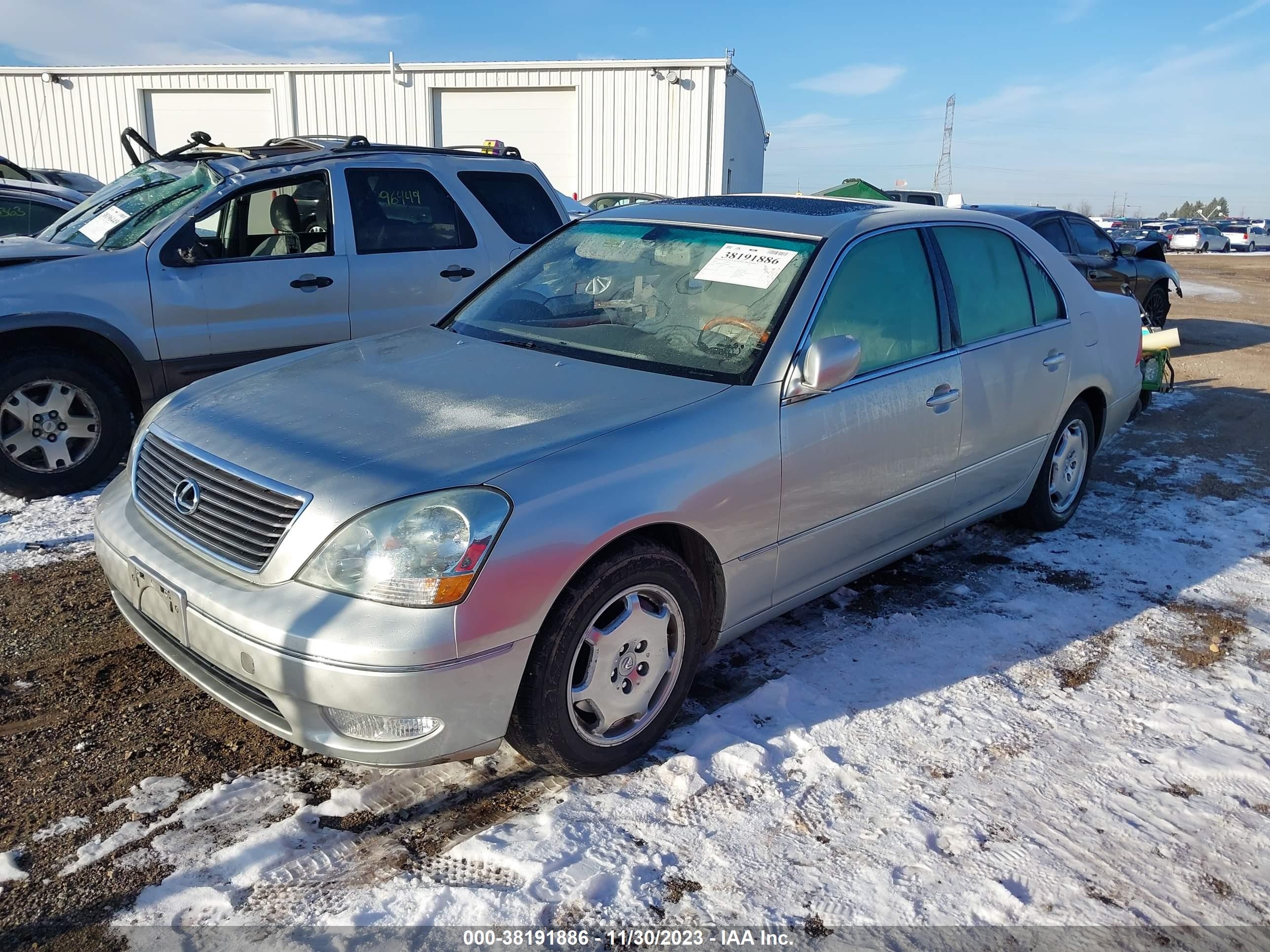 Photo 1 VIN: JTHBN30F820074557 - LEXUS LS 