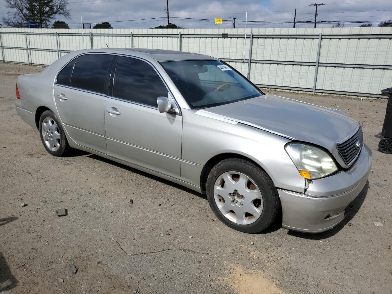 Photo 4 VIN: JTHBN30F930120043 - LEXUS LS 