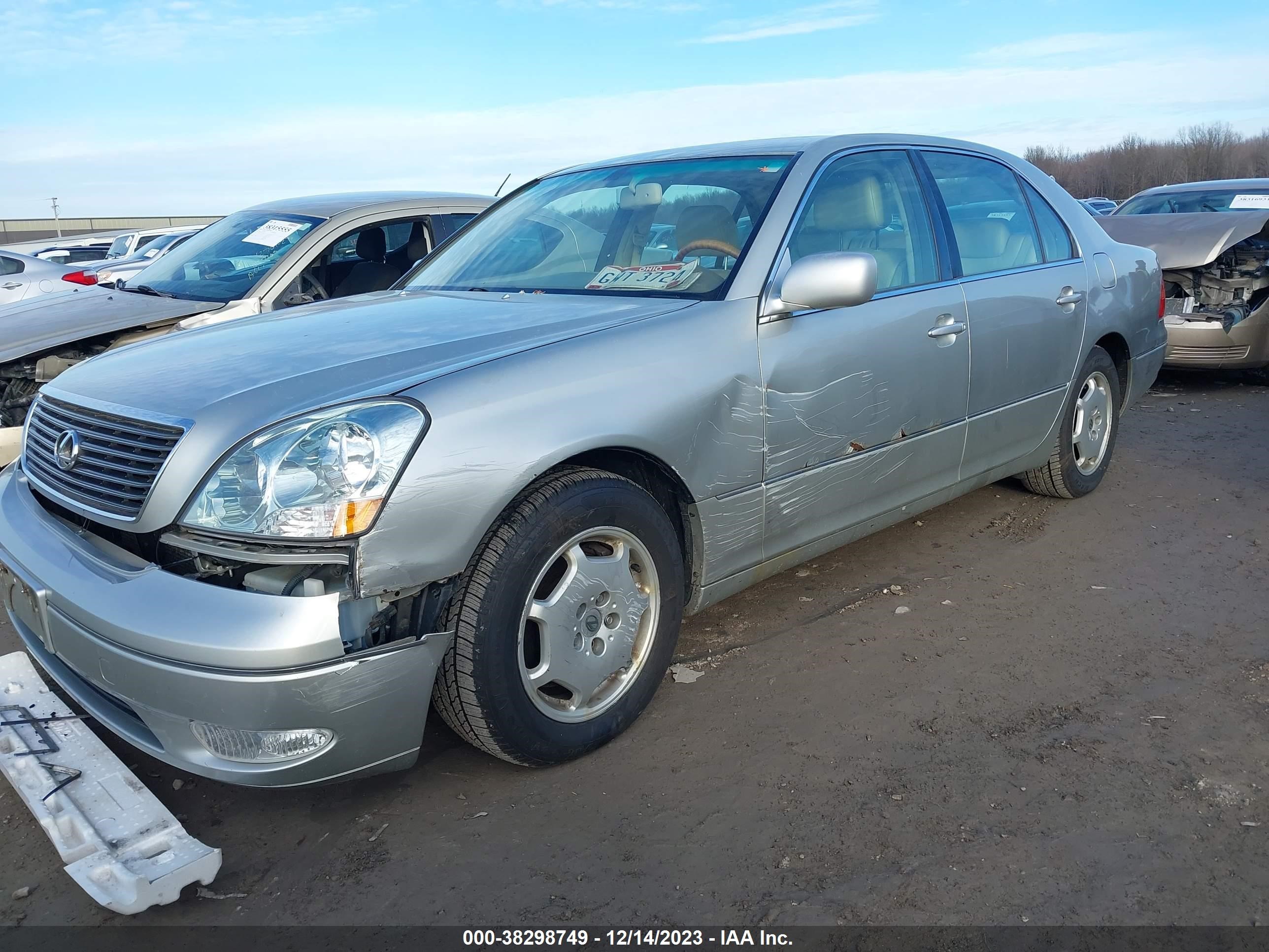 Photo 1 VIN: JTHBN30FX10009482 - LEXUS LS 