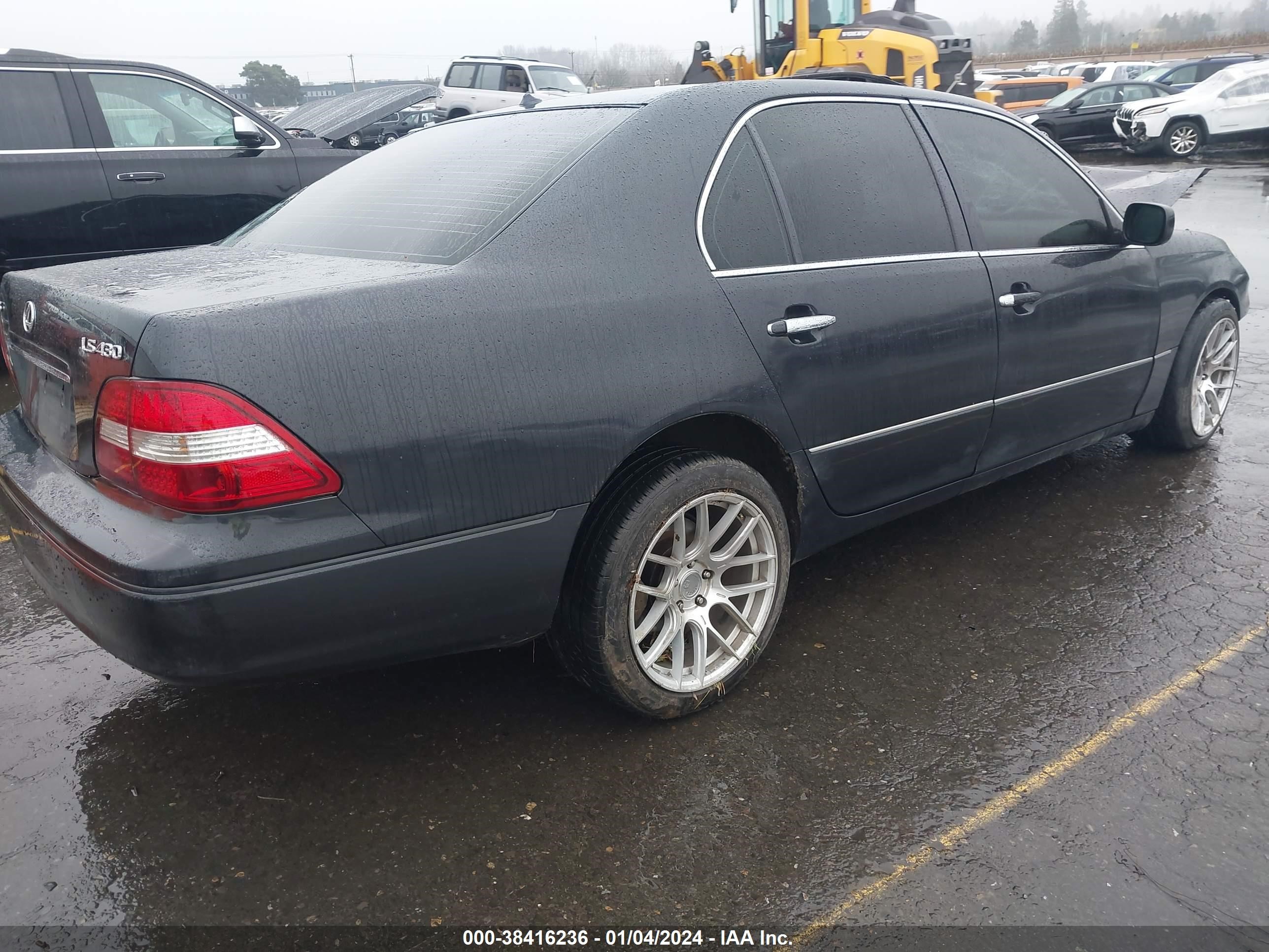 Photo 3 VIN: JTHBN30FX10037105 - LEXUS LS 