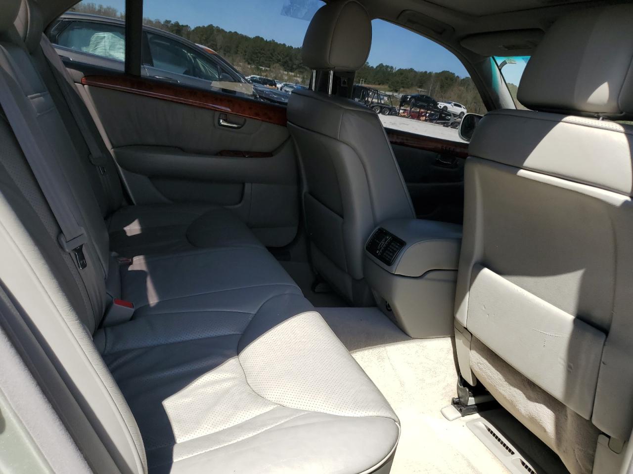 Photo 9 VIN: JTHBN30FX30098828 - LEXUS LS 