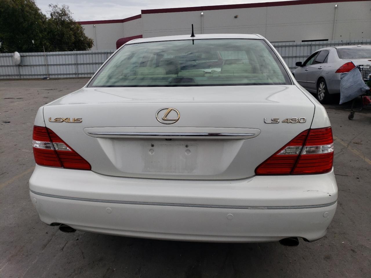 Photo 5 VIN: JTHBN36F040162769 - LEXUS LS 