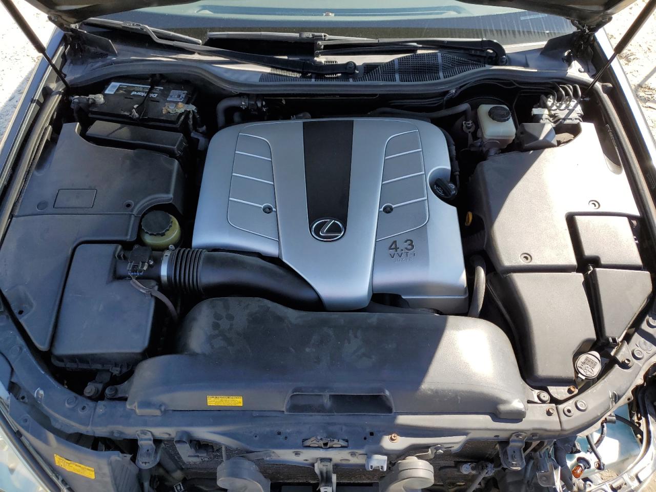 Photo 10 VIN: JTHBN36F040165297 - LEXUS LS 