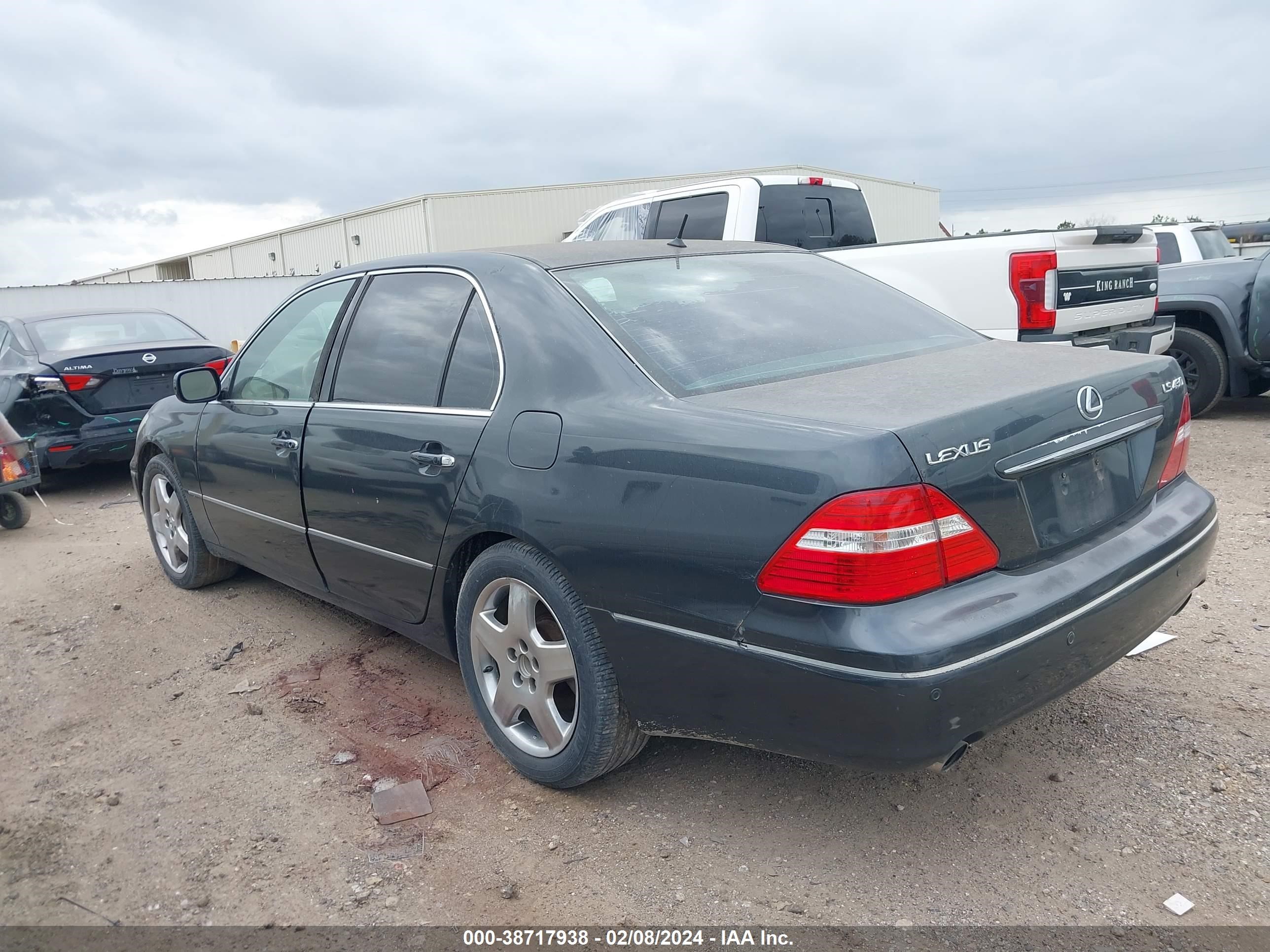 Photo 2 VIN: JTHBN36F055021009 - LEXUS LS 