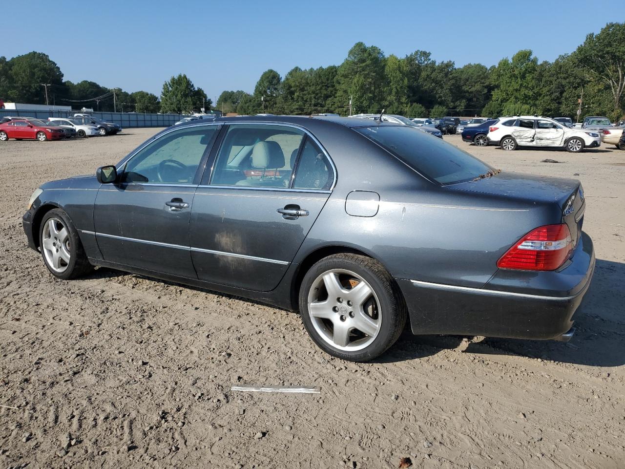 Photo 1 VIN: JTHBN36F065044579 - LEXUS LS 