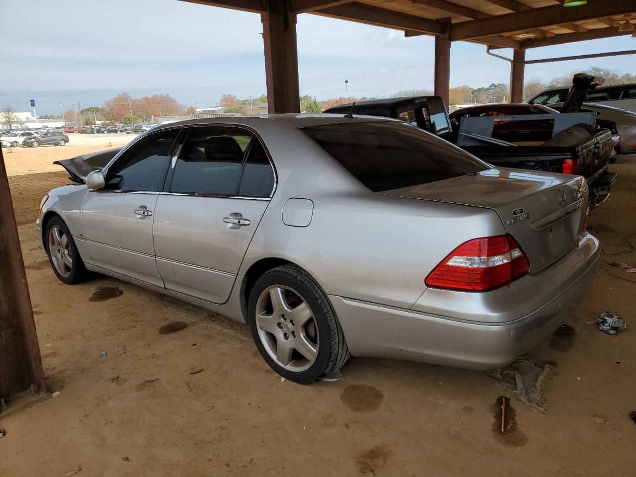 Photo 1 VIN: JTHBN36F140142577 - LEXUS LS 