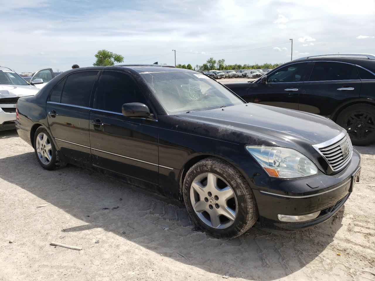 Photo 3 VIN: JTHBN36F155006843 - LEXUS LS 