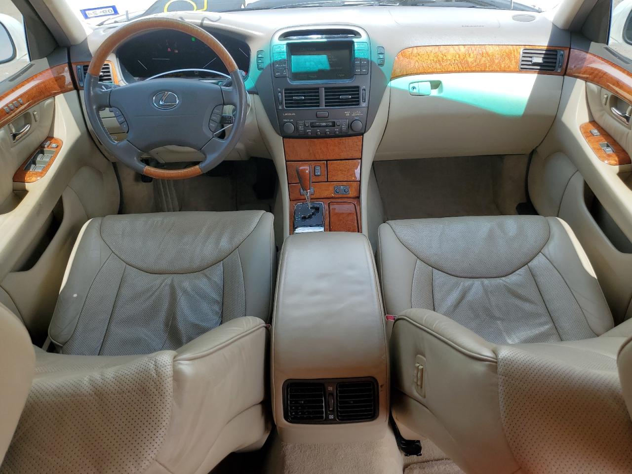 Photo 7 VIN: JTHBN36F155022640 - LEXUS LS 