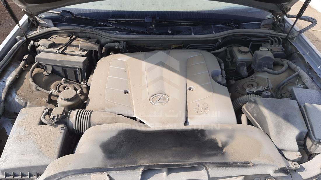 Photo 24 VIN: JTHBN36F255006446 - LEXUS LS 