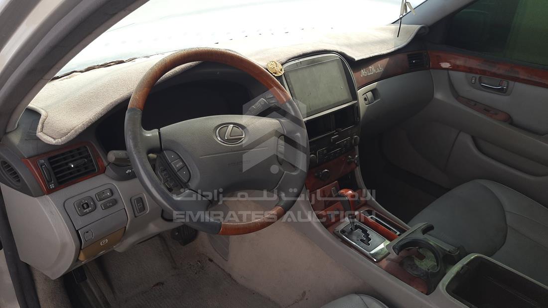 Photo 9 VIN: JTHBN36F255006446 - LEXUS LS 